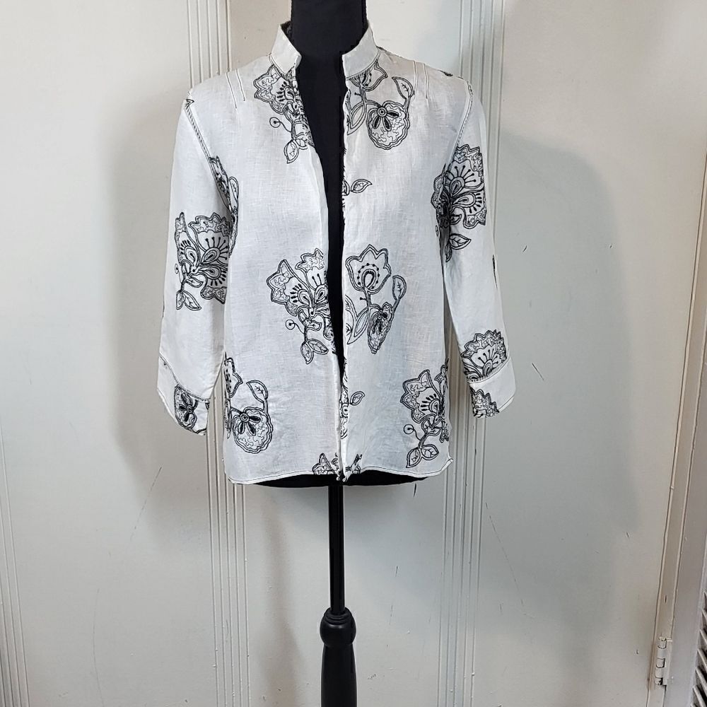 Coldwater Creek White & Black Linen Embroidered Jacket